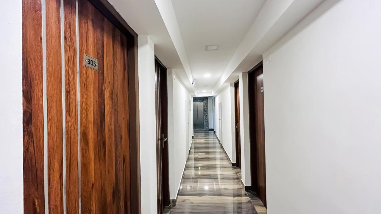 Emerald Inn Kochi Zewnętrze zdjęcie